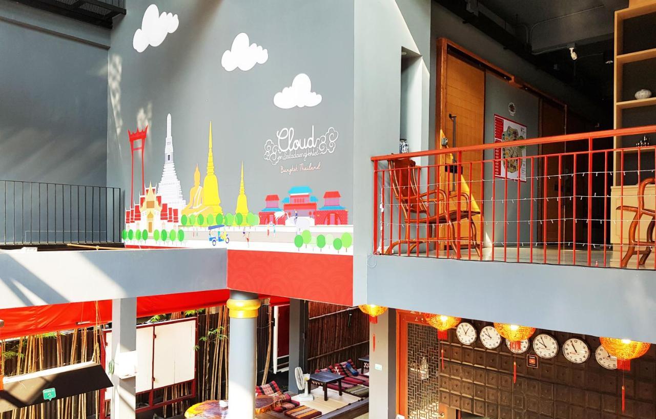 CLOUD on Saladaeng Silom Hostel Bangkok Bagian luar foto
